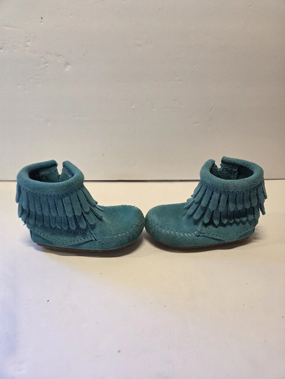 Minnetonka Moccasins Infant/kids Tourqouis Leather Fringed Size 2